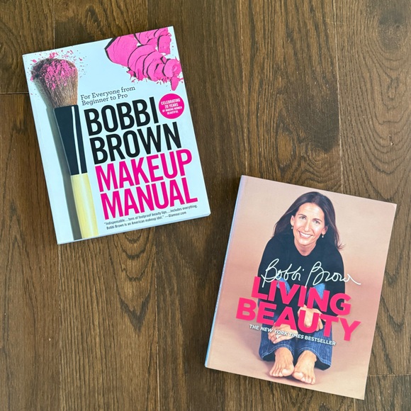 Bobbi Brown / Makeup Manual & Living Beauty Books - Picture 1 of 5